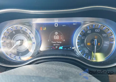 2016 Chrysler 300C Platinum Awd из США, поврежденный, VIN 2C3CCASG0GH128852